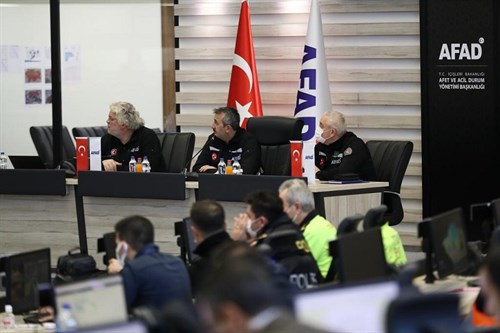 Türkiye’nin Acil Durum Yönetim Merkezi Kar Yağışlarına Karşı Faaliyete Geçti 